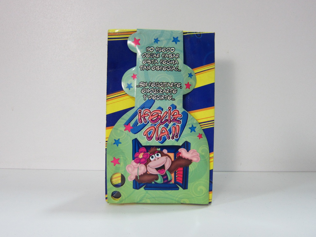 Caja cartera  verde con rayas amarillas con frase de cariño y monita 17x10